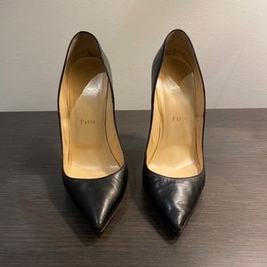 CHRISTIAN LOUBOUTIN - So Kate Leather Pumps